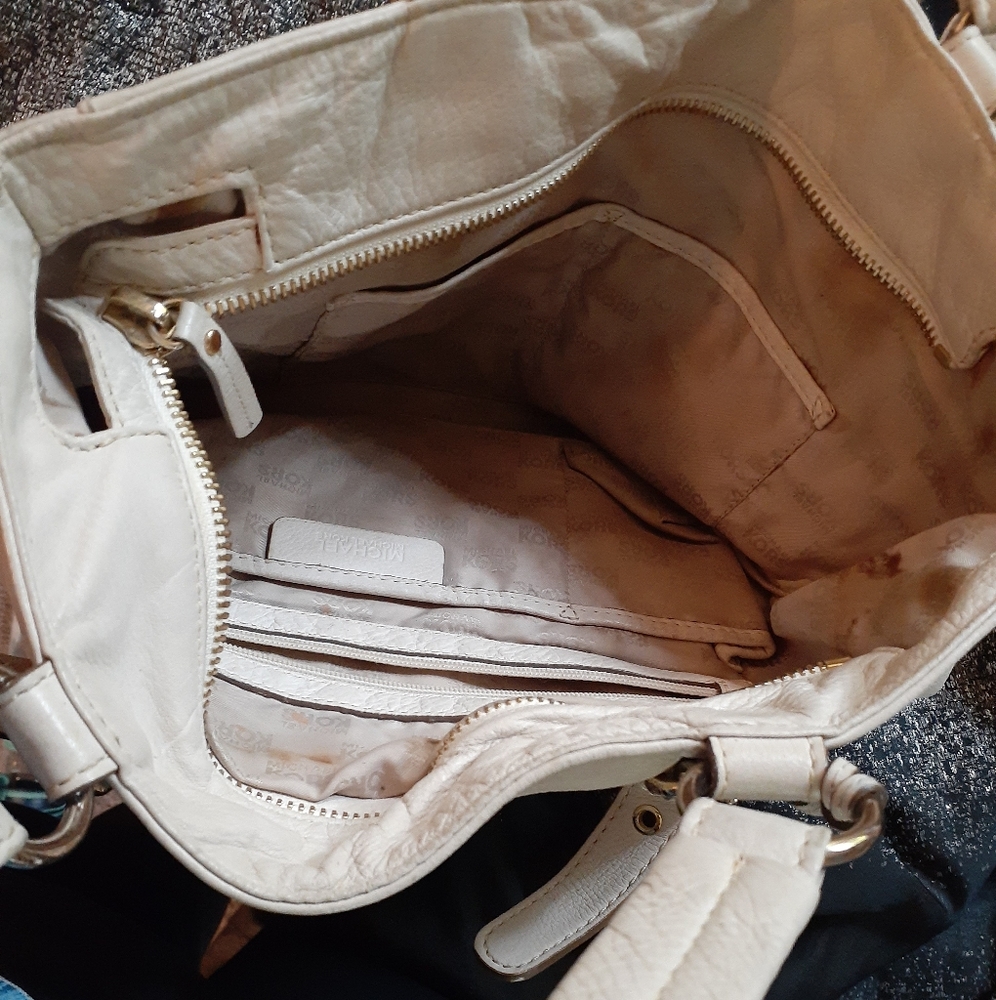Michael Kors bag - Picture 2 of 3